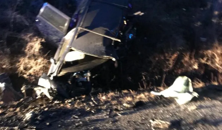 Accident înfiorător în localitatea Hosman din Sibiu, provocat de un şofer de 19 ani. Trei oameni au murit