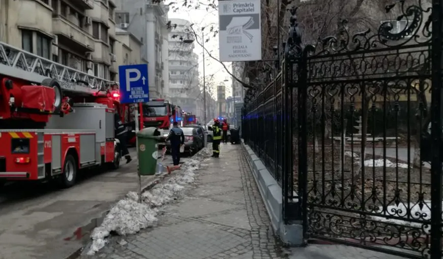 Incendiu puternic în centrul Capitalei! O femeie a murit carbonizată
