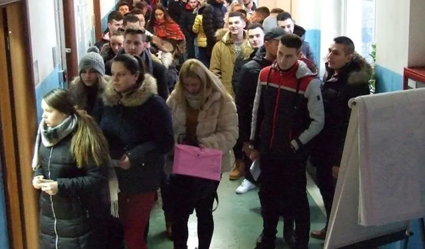 EPIDEMIE de gripă în România. Ministerul Educaţiei anunţă în ce condiţii se închid şcolile