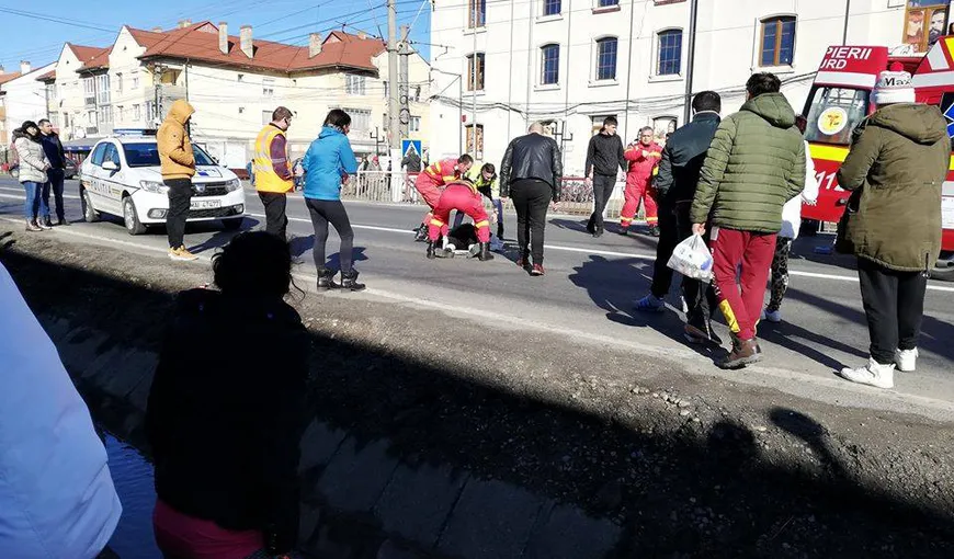 Femeie însărcinată, lovită pe trecerea de pietoni în localitatea Vladimirescu din Arad. Care este starea victimei