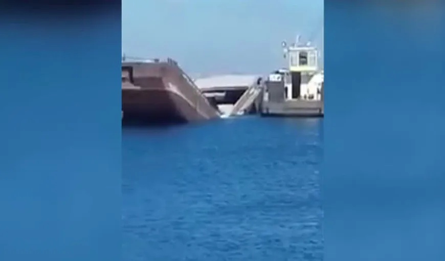 Incident grav în Portul Agigea. O barjă s-a scufundat VIDEO