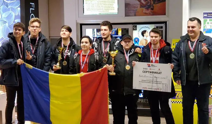 Elevii români au obţinut medalia de aur la Campionatul Internaţional de Robotică din Rusia