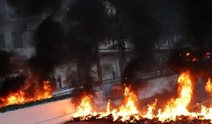 Poluare Bucureşti. Ce simbolizează focul aprins în seara de Lăsatul Secului