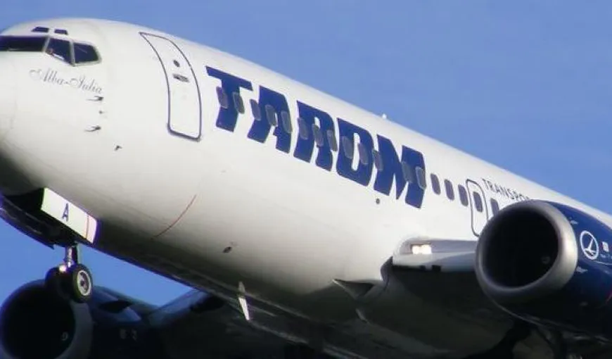 Alertă la bordul unui avion Tarom. Aeronava s-a întors pe aeroport din cauza unui suspect de coronavirus