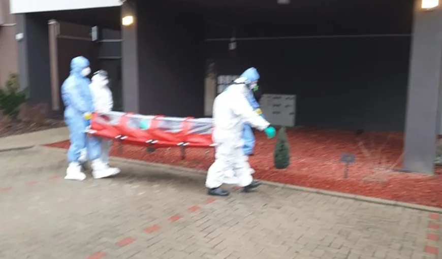 Femeie suspectă de coronavirus, luată cu izoleta de pe aeroportul din Timişoara. Tânăra a venit din Italia