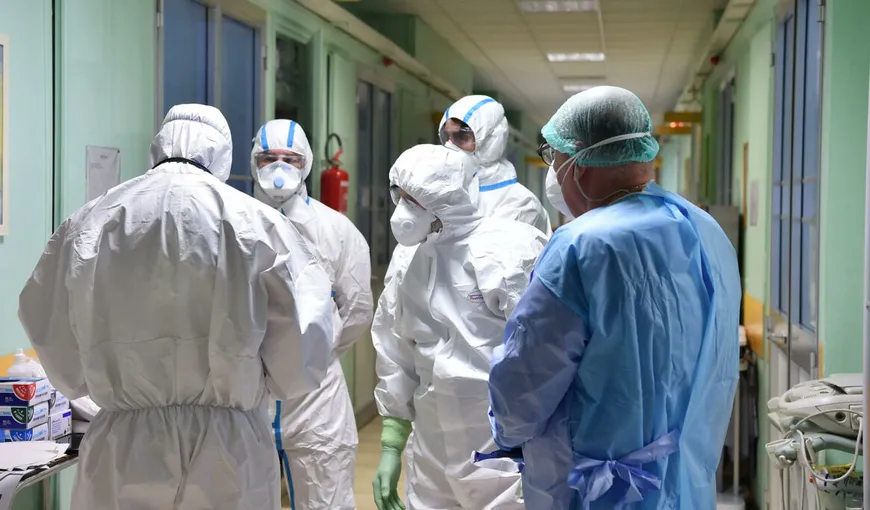 Apelul disperat al cadrelor medicale din Arad: Plange toata sectia ATI. In spital este panica