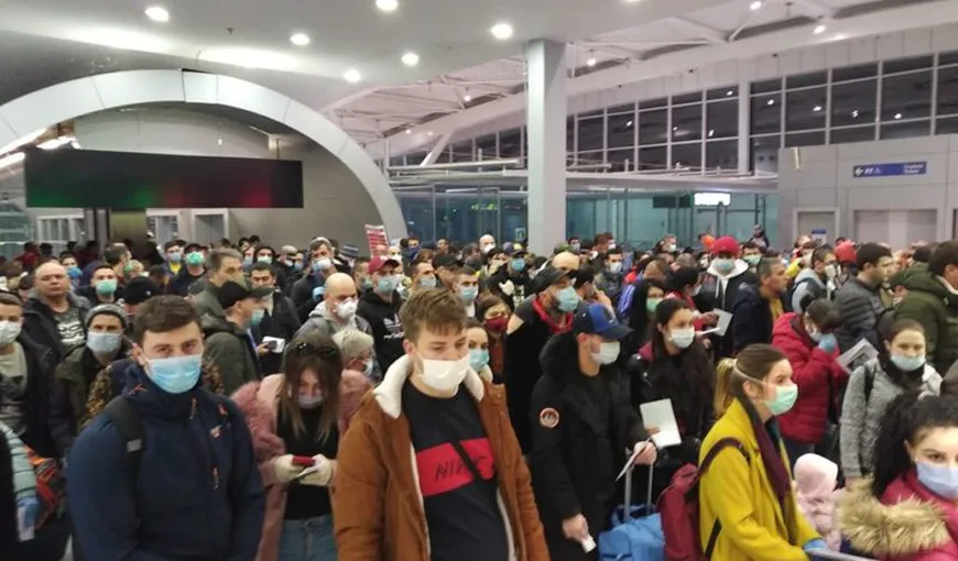 Aeroportul Otopeni, plin ochi în plină pandemie de coronavirus. Fotografia care a devenit virală