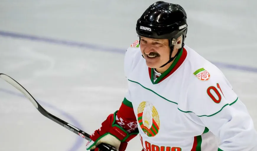 Preşedintele Belarusului, Alexandr Lukaşenko, a jucat un meci de hochei în plină epidemie: „Aici nu există virusuri” VIDEO