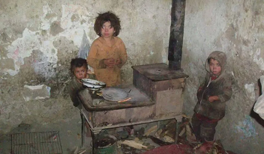 Copiii din România şi Bulgaria, cei mai supuşi riscului de sărăcie din Europa