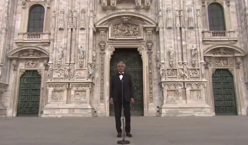 Concertul tenorului Andrea Bocelli, la Domul din Milano, a stârnit lacrimile a milioane de oameni