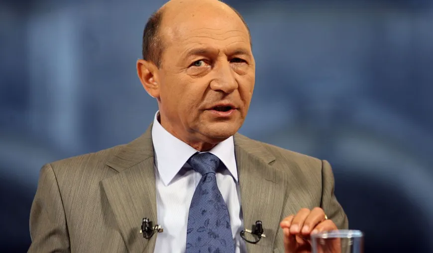 Traian Băsescu îi atacă pe Marcel Vela. „Vorbeşte ca un tătuc al naţiunii. Dacă nu sunteţi cuminţi, vă dau na na după data de 15”