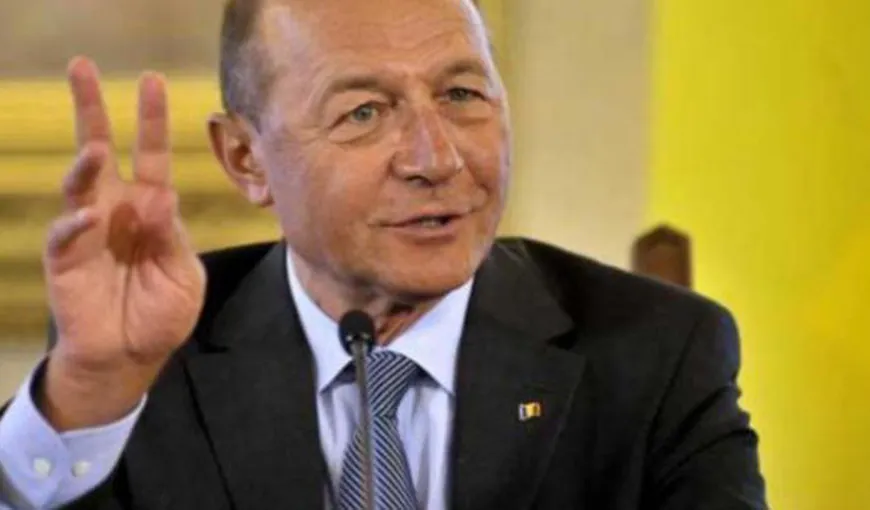 Traian Băsescu susţine că ar rezolva criza ca premier: „Aş da un mandat de preşedinte pentru şase luni la Palatul Victoria”