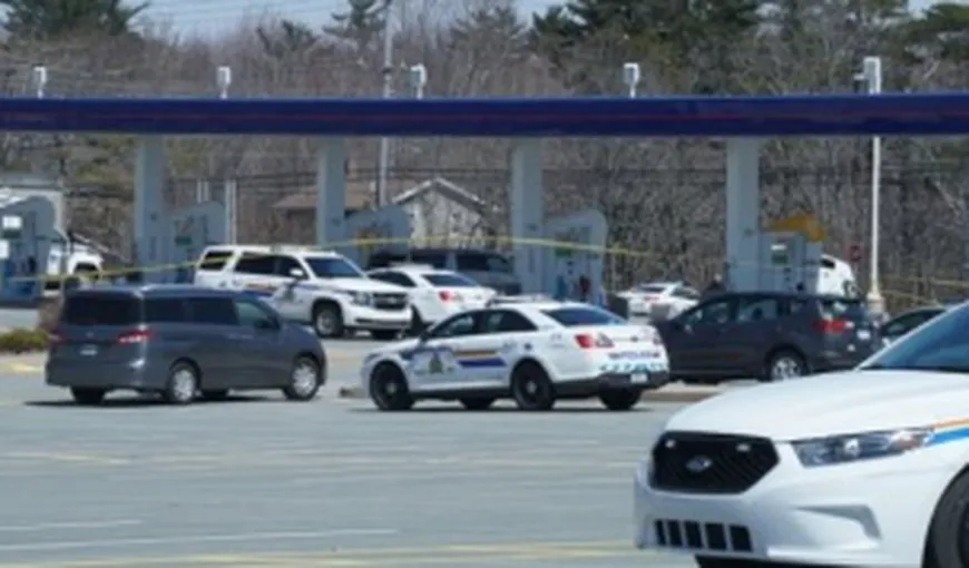 Atac armat în Canada. Cel puţin 18 oameni au fost ucişi de un bărbat îmbrăcat în uniformă de poliţist