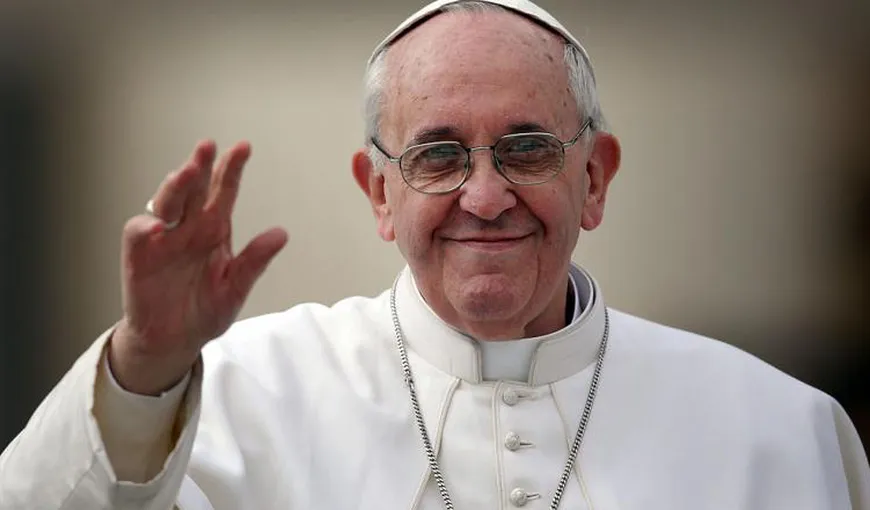 Papa Francisc a sunat în direct într-o emisiune la Rai 1: „Mă gândesc la medicii, asistentele, maicile, preoţii care au murit pe front”