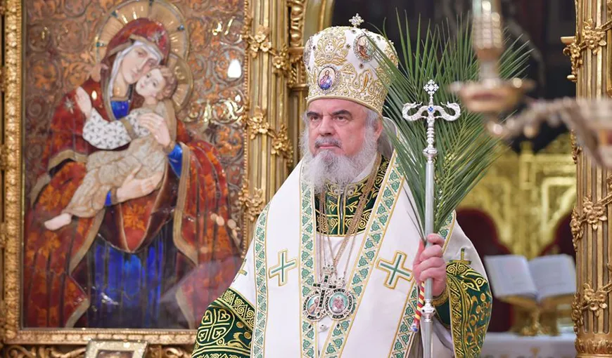 Patriarhul Daniel a binecuvântat Paştile, la Catedrala Patriarhală. Când vor fi distribuite credincioşilor din Capitală