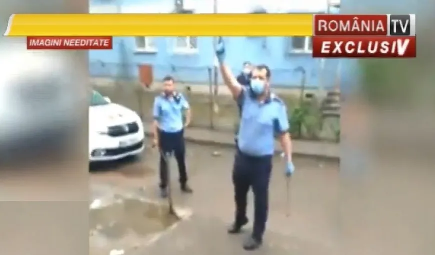 SCENE ŞOCANTE în Zăbrăuţi. Poliţiştii au făcut uz de SPRAY PARALIZANT. Unul dintre ei a scos pistolul VIDEO