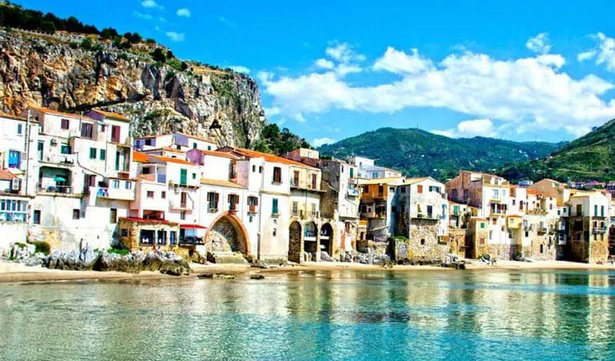 Sicilia plăteşte jumătate din costul biletelor de avion şi o treime din cel al cazării turiştilor care vor vizita insula anul acesta
