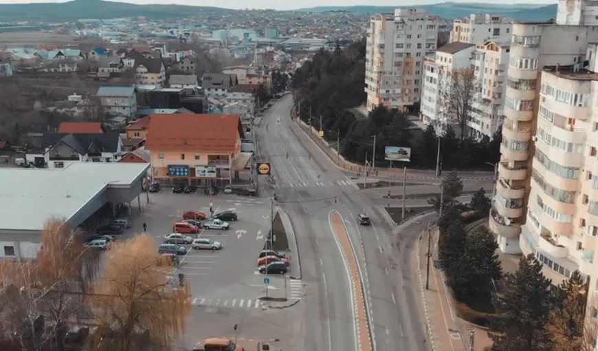 Suceava, un oraş aproape pustiu după instalarea carantinei pentru coronavirus. Imagini filmate cu drona