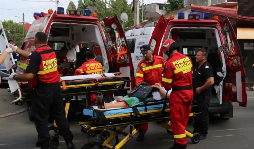 Un mort şi cinci răniţi în urma unui accident rutier care a avut loc pe drumul Botoşani – Iaşi