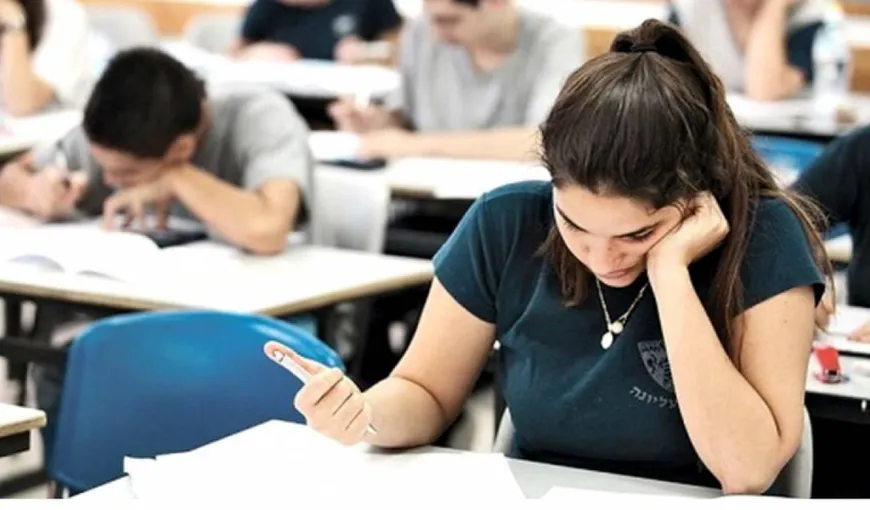 Asociaţia Elevilor din Constanţa: Elevei care nu a fost primită la examen pentru că avea febră i s-a îngrădit dreptul la educaţie
