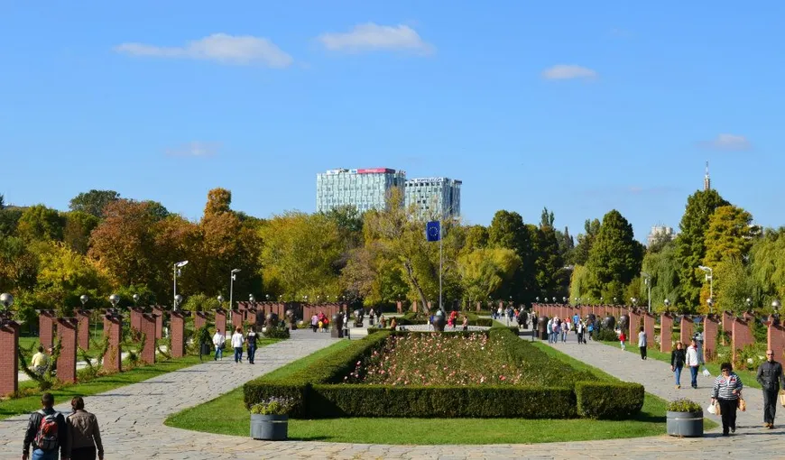 În ce condiţii s-ar putea deschide parcurile şi cimitirele din Bucureşti. Gabriela Firea: Vom avea colegi care vor informa cetăţenii