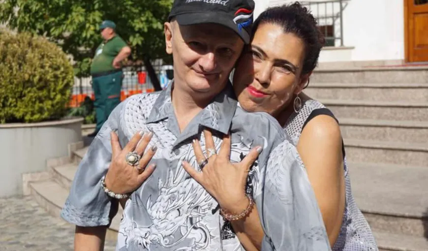 Ioana Tufaru şi-a internat soţul la spital cu afecţiuni grave. Riscă să fie infectaţi cu virusul Covid-19