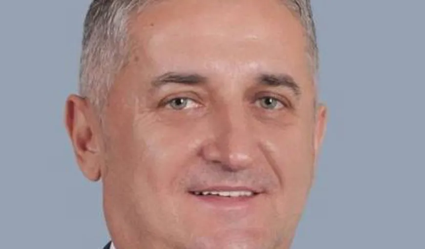 Deputatul Eusebiu Pistru trece la PSD. Întăriri pentru votarea moţiunii de cenzură împotriva Guvernului PNL