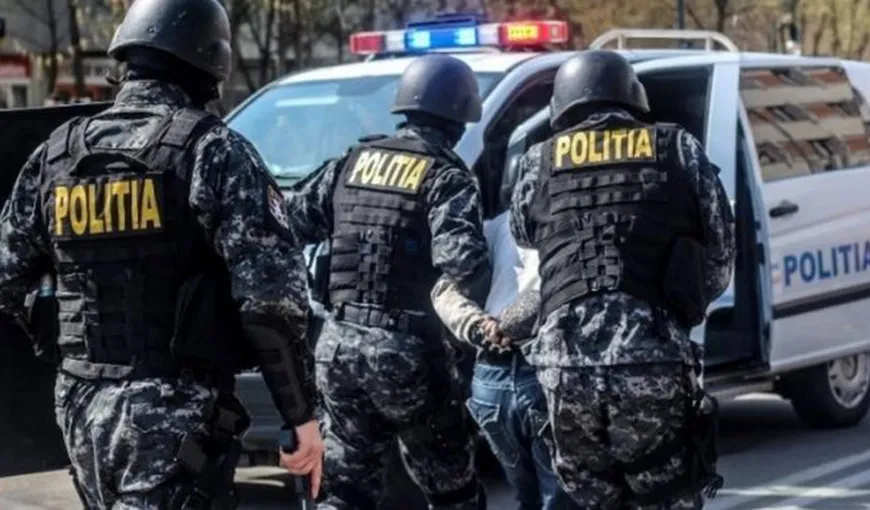 Doi militari, implicaţi în contrabandă cu tutun. Percheziţii de amploare în 41 de judeţe din România