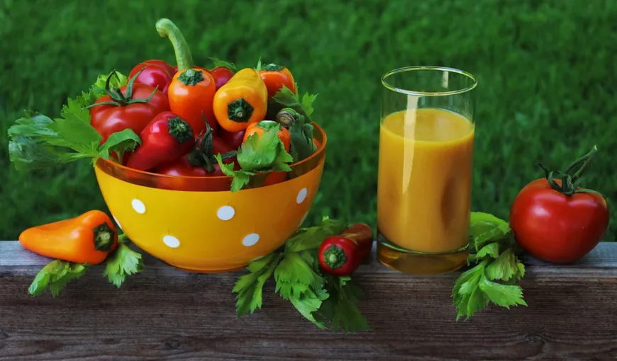 Top 5 retete de suc de legume pentru vara VIDEO