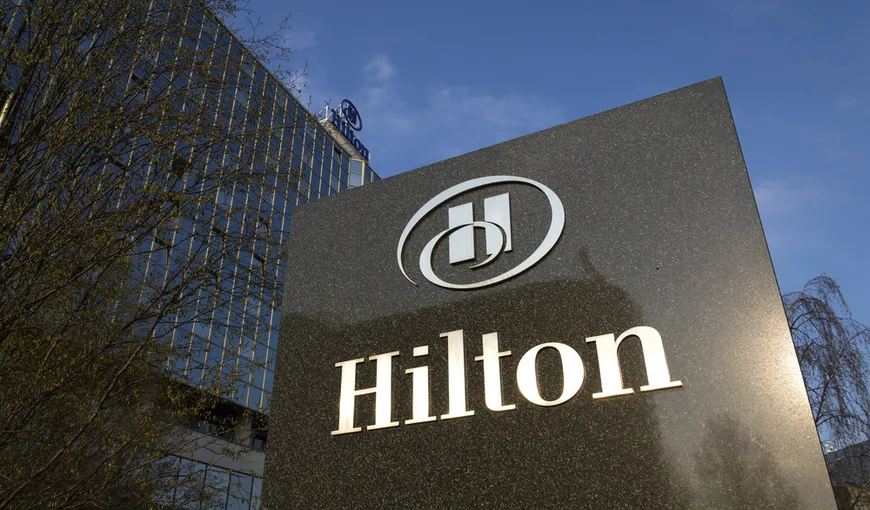 Hilton concediază 2.100 de persoane, respectiv 22% dintre angajaţii din birouri