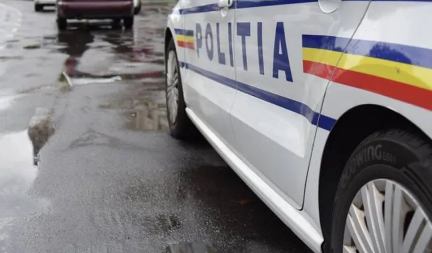 Accident grav în Craiova! O maşină de poliţie a fost implicată în timp ce era în misiune