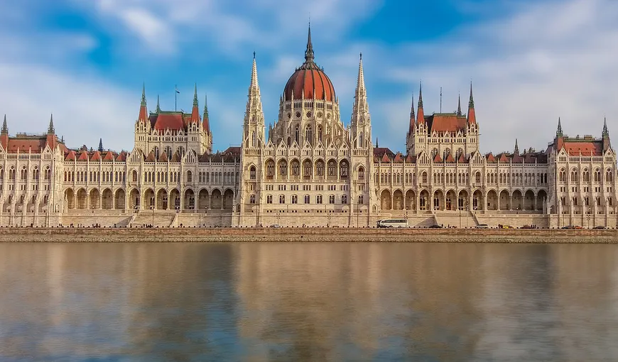 Ungaria, noi măsuri pentru turişti de la 1 august. Teste PCR pe cheltuiala proprie sau carantină la intrarea în ţară