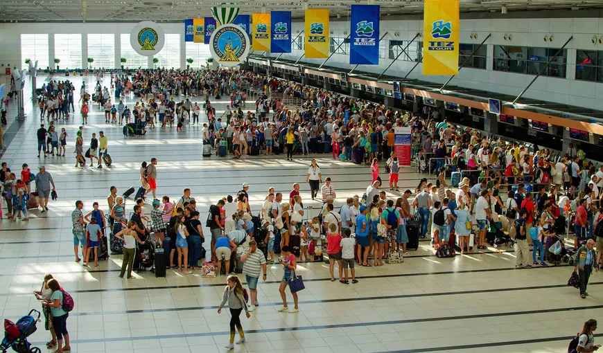 Italia introduce teste rapide în aeroporturi şi autogări pentru cetăţenii veniţi din zone de risc, printre care şi România