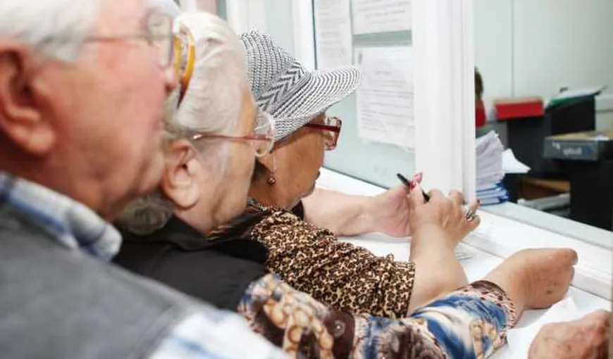 Aproximativ 260.000 de pensionari vor beneficia de tichete de masă electronice