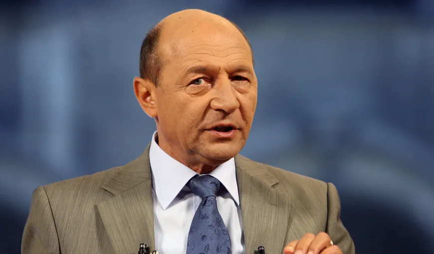 Băsescu îi cere preşedintelui Iohannis să reinstaureze starea de urgenţă: „Starea de alertă a fost golită de orice conţinut”