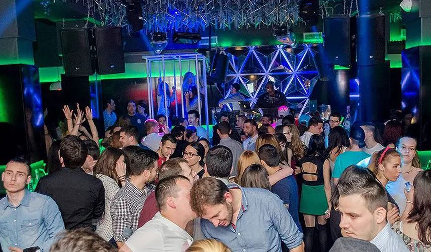 Bulgaria redeschide cluburile de noapte şi barurile