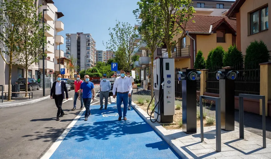 PNL anunţă prima stradă „smart” din România, realizată cu fonduri europene. Ce facilităţi oferă