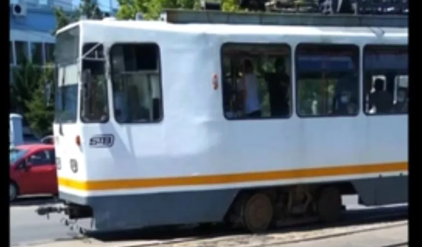 Tramvai deraiat în Bucureşti, zona Obor. Două persoane au fost rănite