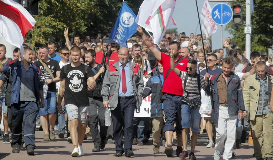 Contracandidata lui Lukaşenko îndeamnă muncitorii din Belarus să blocheze ţara: „Continuaţi şi extindeţi grevele!”