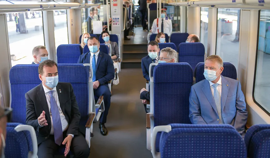 Tăriceanu, după ce Iohannis şi Orban au inaugurat linia Gara de Nord-Otopeni: „Penibilul nu mai are limite, jenanţi conducători”