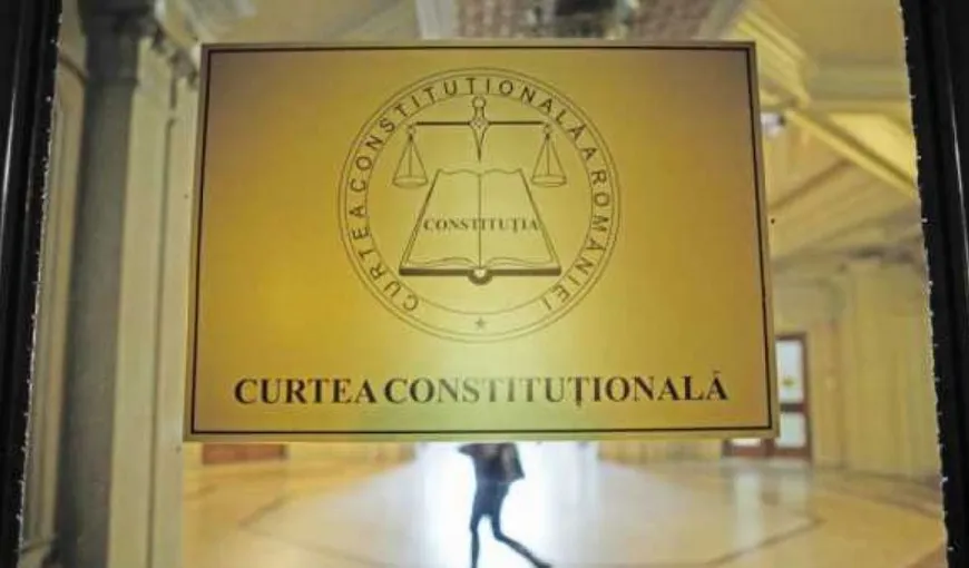 CCR dă câştig de cauză PSD privind moţiunea de cenzură în sesiune extraordinară