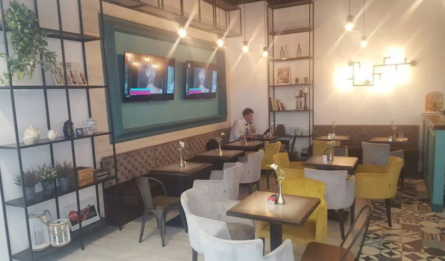 Restaurantele şi cafenelele din 16 localităţi din Arad, închise pe fondul numărului mari de cazuri COVID