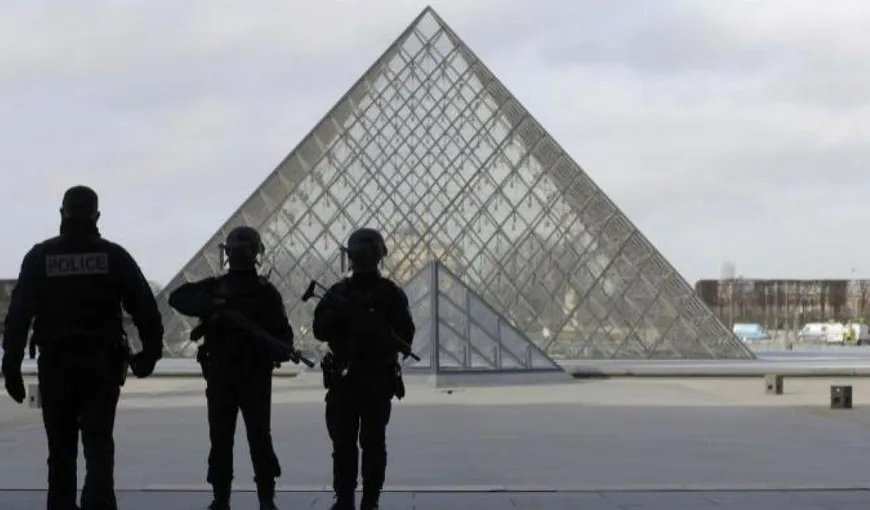 Un bărbat din Paris este grav rănit după ce a fost atacat cu cuţit