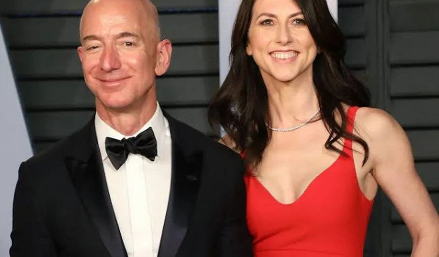 MacKenzie Scott, fosta soţie a lui Jeff Bezos, a devenit cea mai bogată femeie din lume