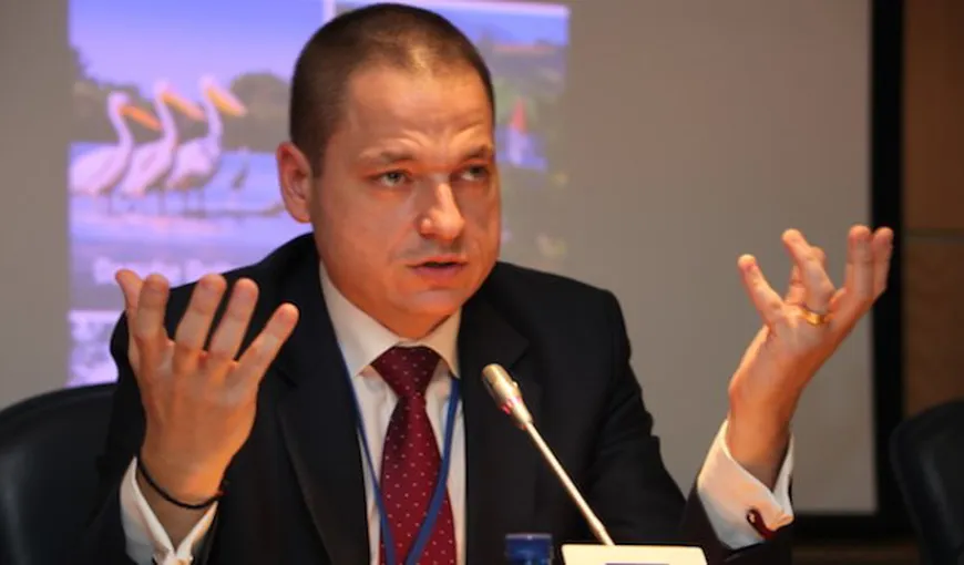 Fost ministru îl atacă pe Virgil Popescu: „Ministrul Economiei ne arată că o scădere aproape la jumătate înseamnă creştere”