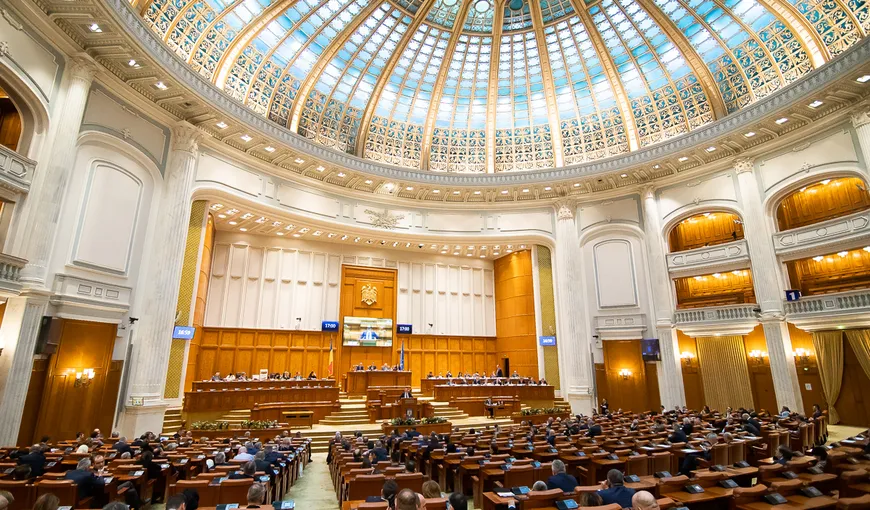 Parlamentul a adoptat rectificarea bugetară, cu amendamentul pentru majorarea pensiilor cu 40%