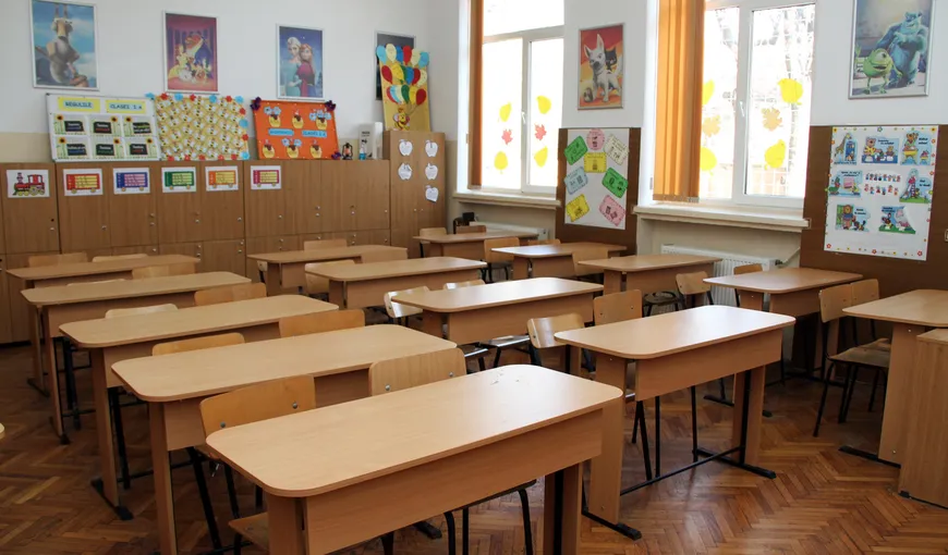 Începerea anului şcolar 2020 – 2021. Robert Cazanciuc (PSD): Să întrebaţi copiii cum să înceapă şcoala, în clasă sau acasă