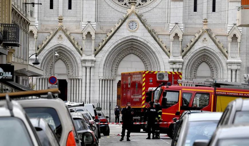 Mărturii şocante despre atacul din Franţa: „Vindeam croissante şi am auzit de o femeie decapitată în biserică. Sunt şocat, încă tremur”