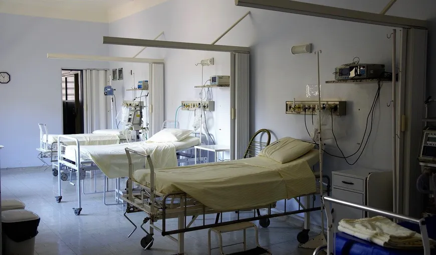 Gest şocant în Teleorman. Un angajat al ambulanţei s-a sinucis în spital, după ce a aflat că e infectat cu coronavirus