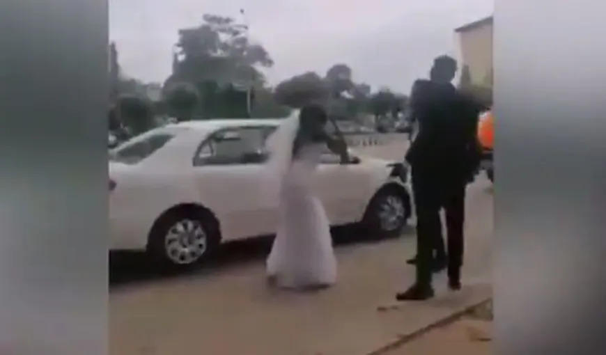 O mireasă a refuzat să intre în biserică, să se căsătorească, după ce aflat că viitorul soţ a înşelat-o cu domnişoara de onoare